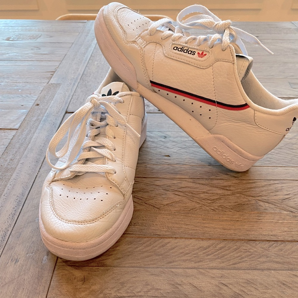 Women’s Adidas Continental Sneaker. “Aero Blue” Very light. Size 9 in womens.